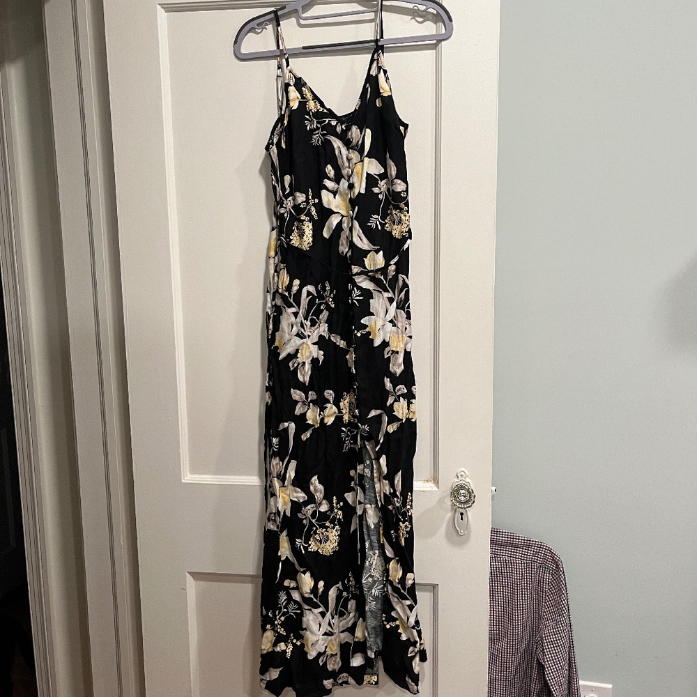 White House black market floral dress